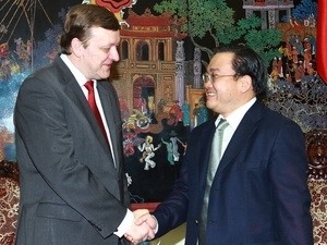 Deputy PM Hoang Trung Hai receives Belarusian Deputy FM - ảnh 1